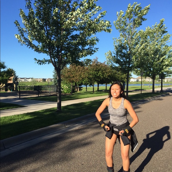 Meet your Posher, Mande - Picture 6 of 8